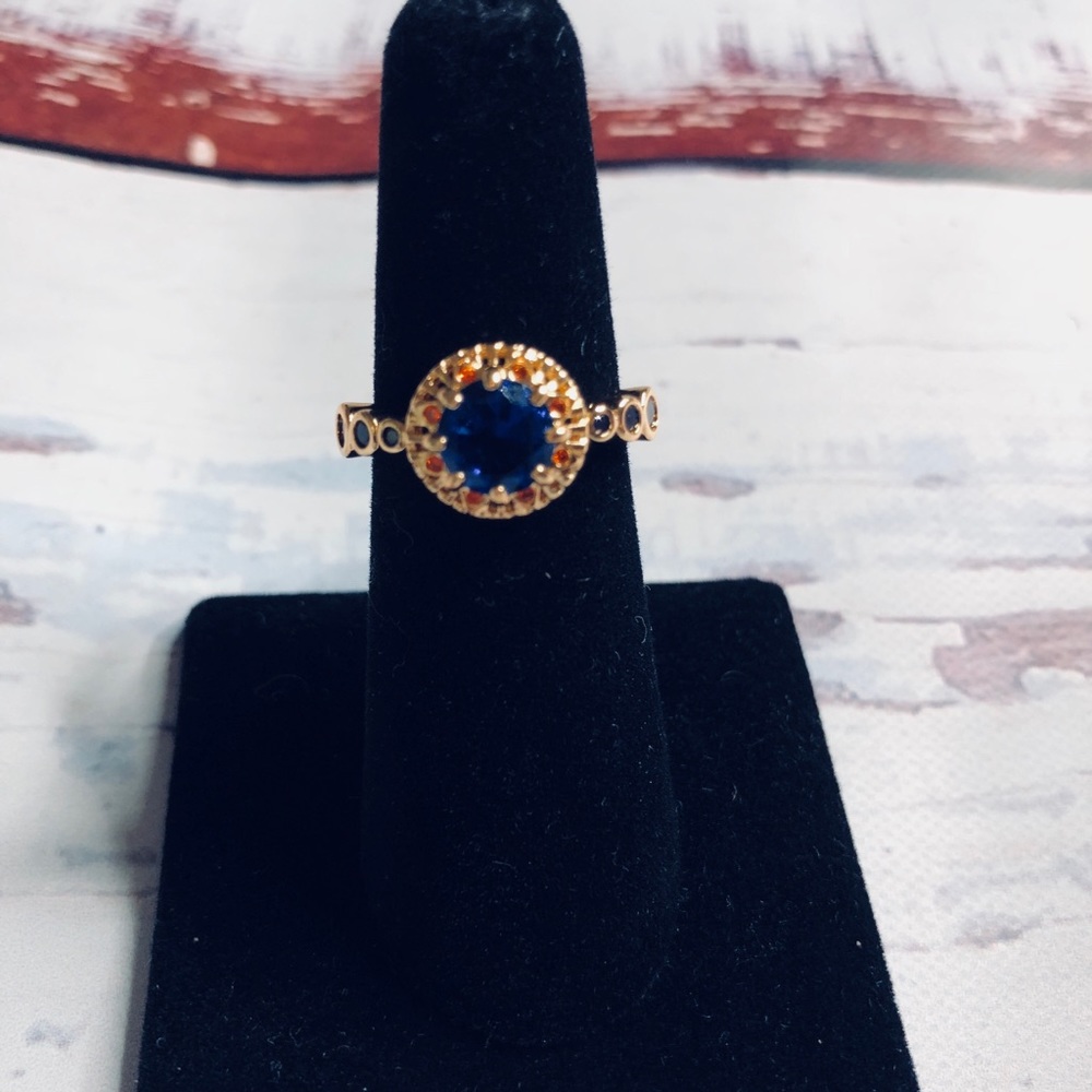 NWT Blue Stone Goldtone Jeweled Ring 6 - Picture 5 of 10